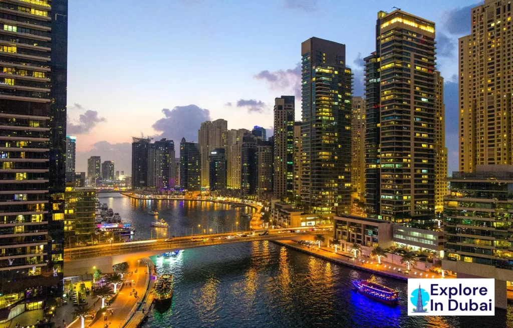 Visit an artiﬁcial canal city-Dubai Marina